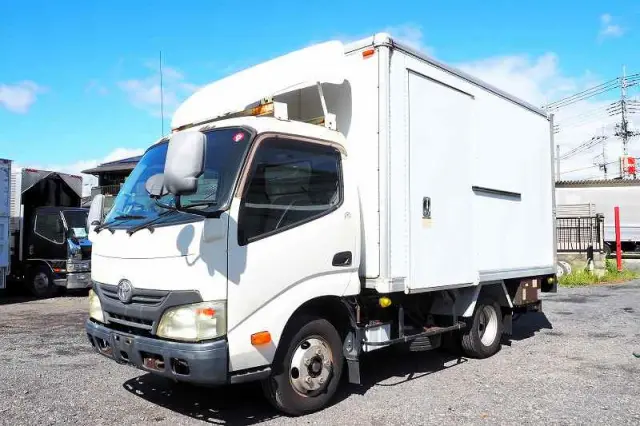トヨタ ダイナ TKG-XZU605(2WD)の写真1