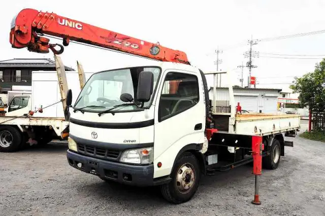トヨタ ダイナ PB-XZU424(2WD)の写真1
