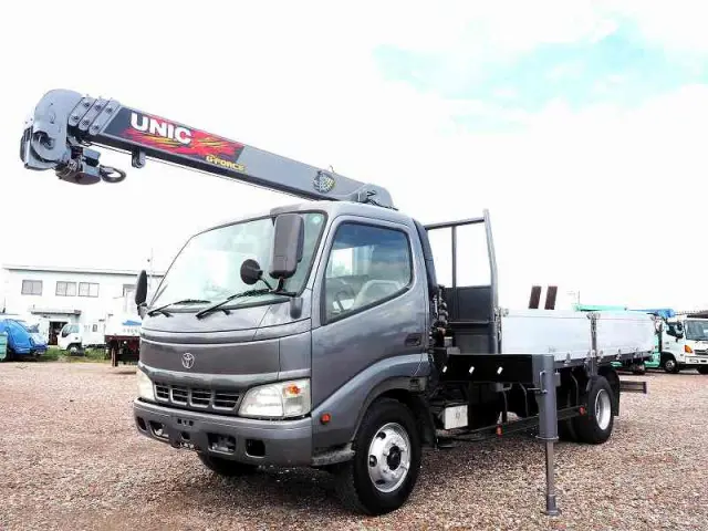 トヨタ ダイナ PB-XZU424(2WD)の写真1