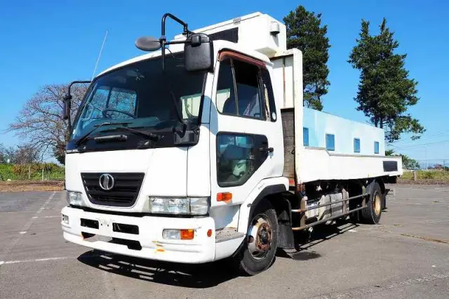 ＵＤ コンドル BDG-MK36C(2WD)の写真1