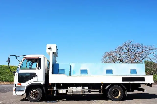 UD コンドル BDG-MK36C(2WD)の写真2