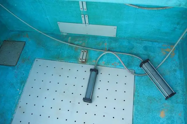 UD コンドル BDG-MK36C(2WD)の写真16