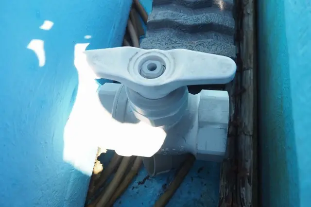 UD コンドル BDG-MK36C(2WD)の写真24