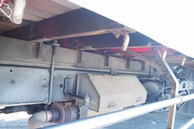 UD コンドル BDG-MK36C(2WD)の写真29