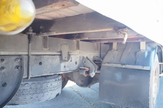 UD コンドル BDG-MK36C(2WD)の写真31