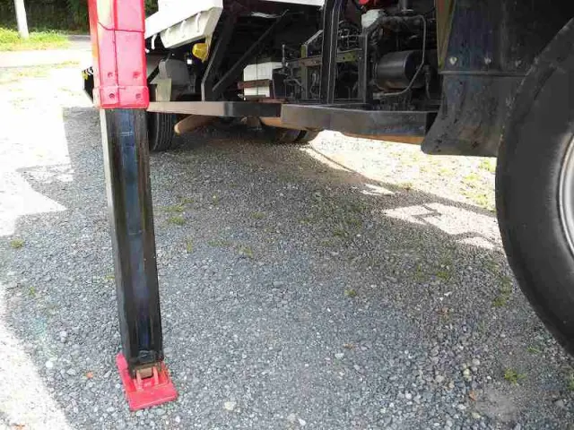 いすゞ フォワード KK-FRR33K4(2WD)の写真11