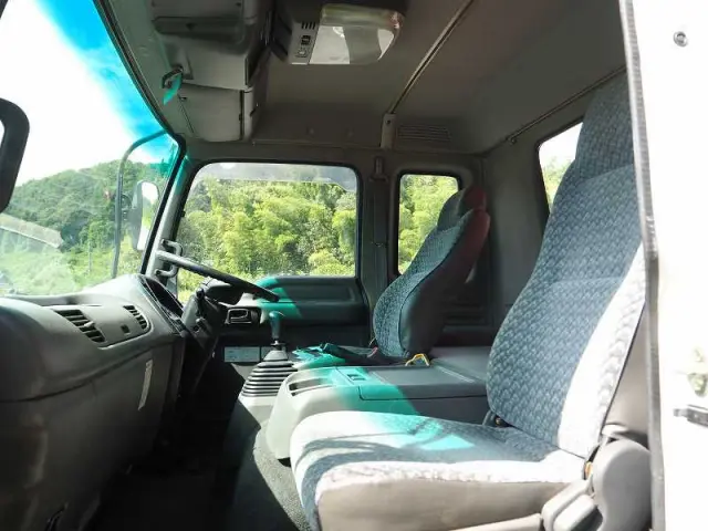 いすゞ フォワード KK-FRR33K4(2WD)の写真44