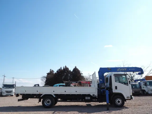 いすゞ フォワード PKG-FRR90S2(2WD)の写真6