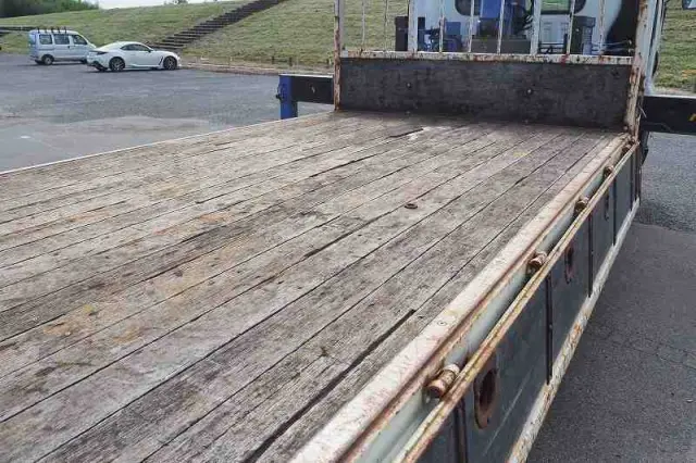 いすゞ フォワード PKG-FRR90S2(2WD)の写真25