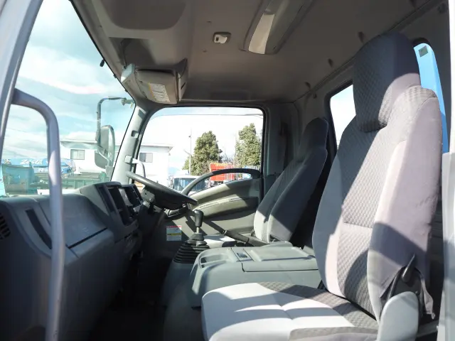 いすゞ フォワード PKG-FRR90S2(2WD)の写真43