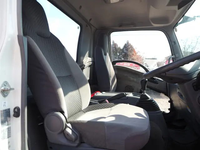 いすゞ フォワード PKG-FRR90S2(2WD)の写真44