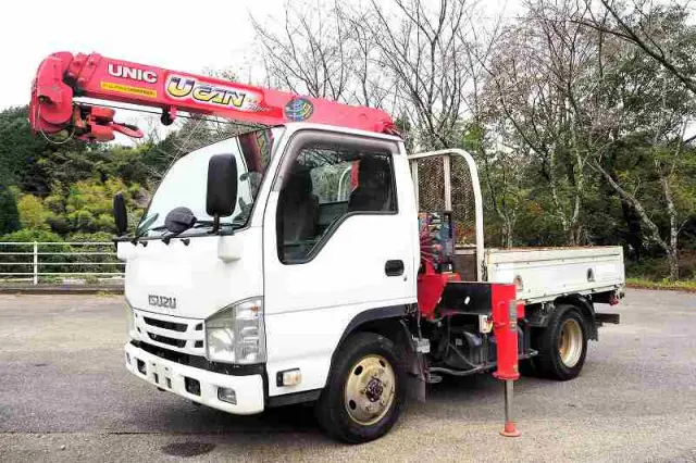いすゞ エルフ TPG-NKS85A(4WD)の写真1