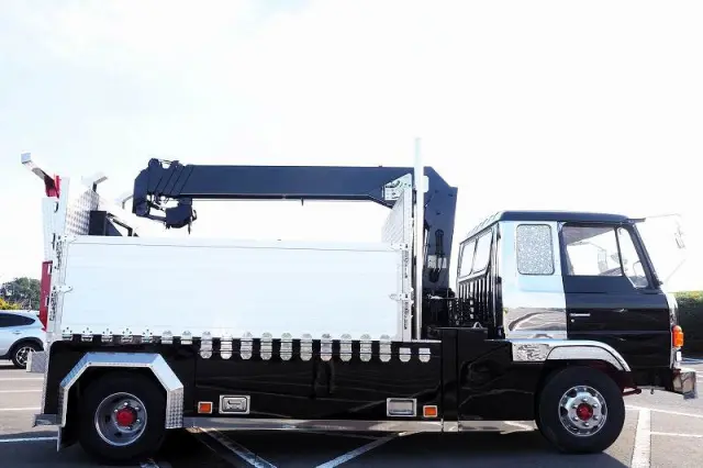 日野 レンジャー P-FD174BA(2WD)の写真6