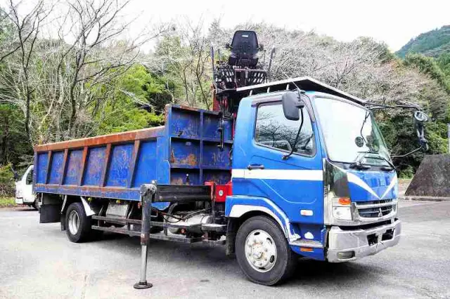 三菱 ファイター PJ-FK72FZ(2WD)の写真7