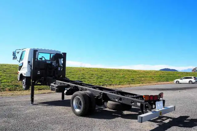 三菱 ファイター 2KG-FK62FZ(2WD)の写真3