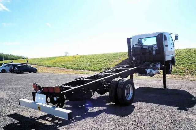 三菱 ファイター 2KG-FK62FZ(2WD)の写真5