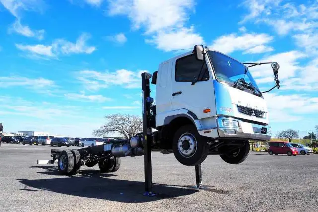 三菱 ファイター 2KG-FK62FZ(2WD)の写真7