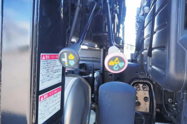 三菱 ファイター 2KG-FK62FZ(2WD)の写真14