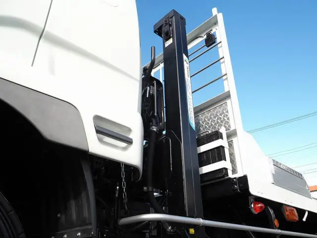 三菱 ファイター 2KG-FK62FZ(2WD)の写真22