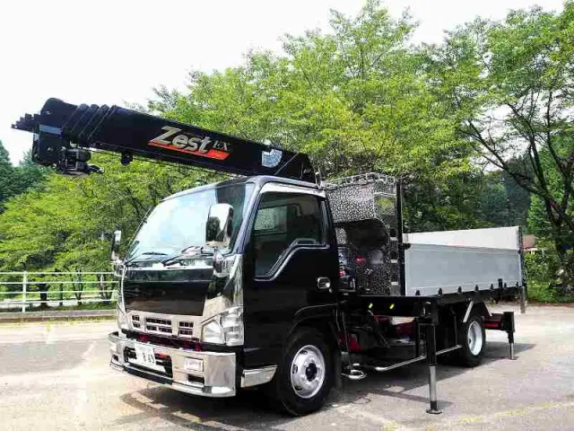 いすゞ エルフ PA-NPR81R(2WD)の写真1