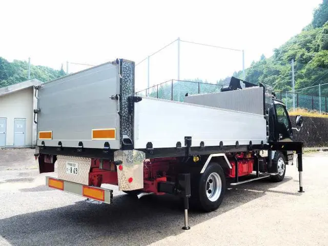 いすゞ エルフ PA-NPR81R(2WD)の写真5