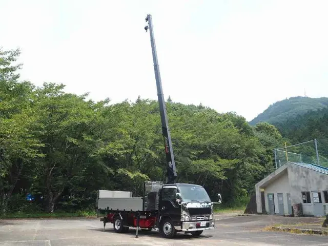 いすゞ エルフ PA-NPR81R(2WD)の写真14