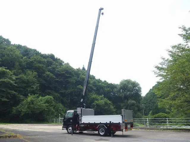 いすゞ エルフ PA-NPR81R(2WD)の写真18