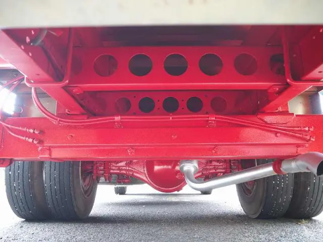 いすゞ エルフ PA-NPR81R(2WD)の写真36