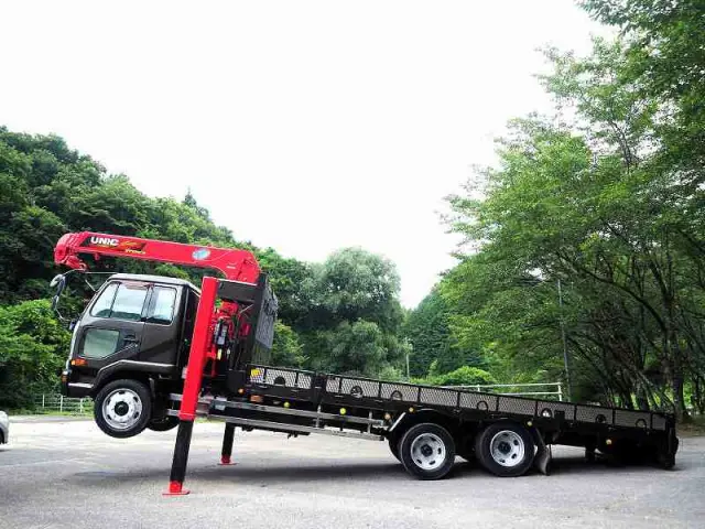 ＵＤ コンドル BDG-PW37C改(6x4)の写真2