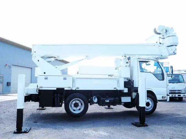 いすゞ エルフ PDG-NKR85YN(2WD)の写真6