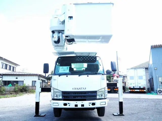 いすゞ エルフ PDG-NKR85YN(2WD)の写真8