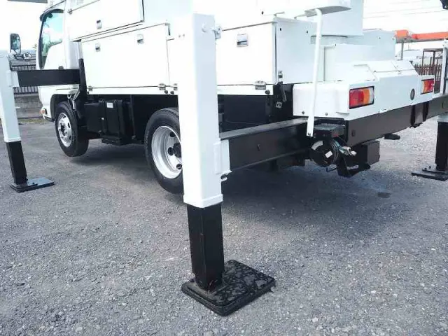 いすゞ エルフ PDG-NKR85YN(2WD)の写真10