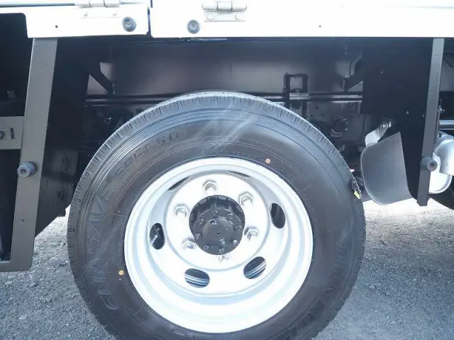 いすゞ エルフ PDG-NKR85YN(2WD)の写真14