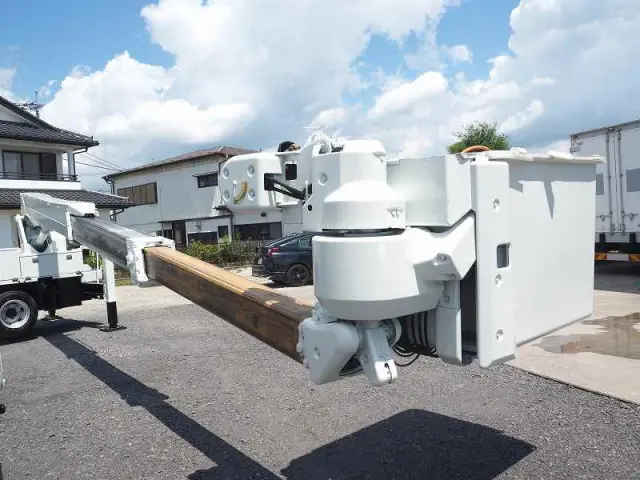 いすゞ エルフ PDG-NKR85YN(2WD)の写真30