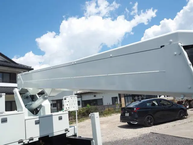 いすゞ エルフ PDG-NKR85YN(2WD)の写真32