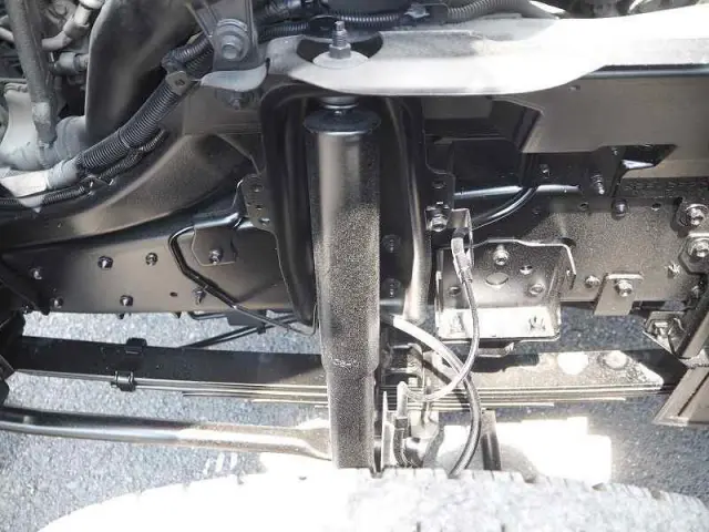 いすゞ エルフ PDG-NKR85YN(2WD)の写真41