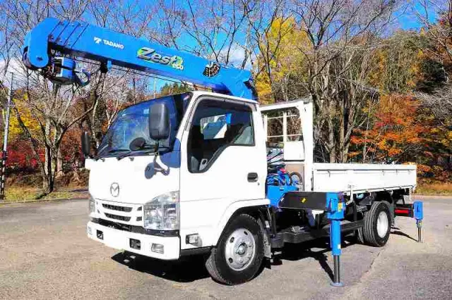 マツダ タイタン TRG-LKR85R(2WD)の写真1