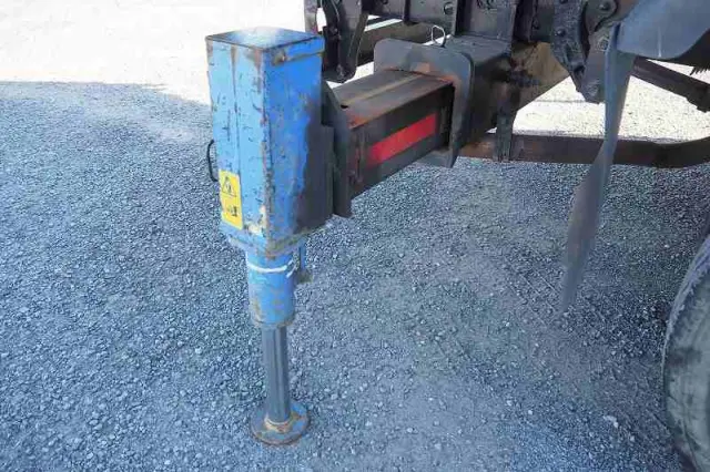 いすゞ エルフ PA-NPR81R(2WD)の写真13