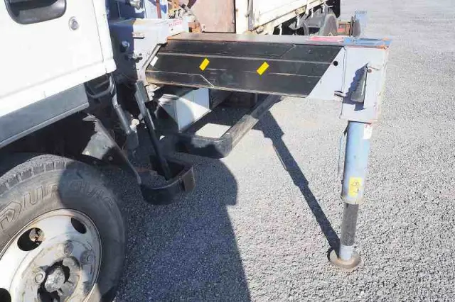 いすゞ エルフ PA-NPR81R(2WD)の写真15