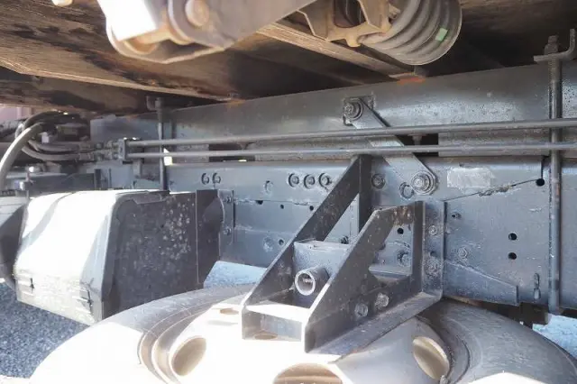 いすゞ エルフ PA-NPR81R(2WD)の写真41