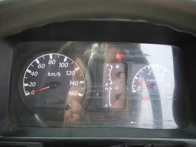 いすゞ エルフ PA-NPR81R(2WD)の写真50