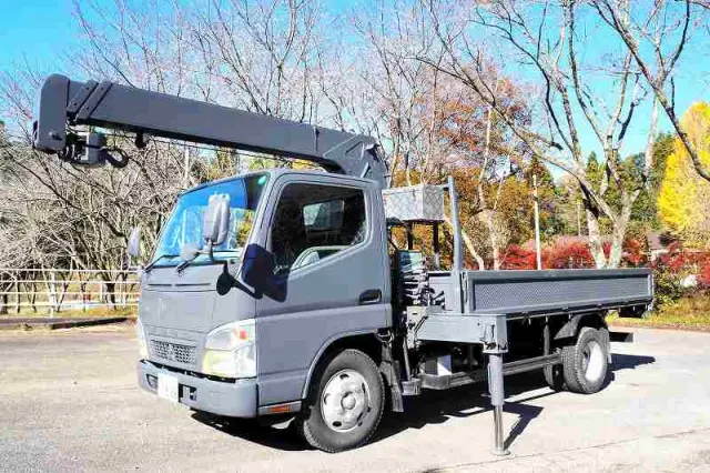 三菱 キャンター PDG-FE73DN(2WD)の写真1