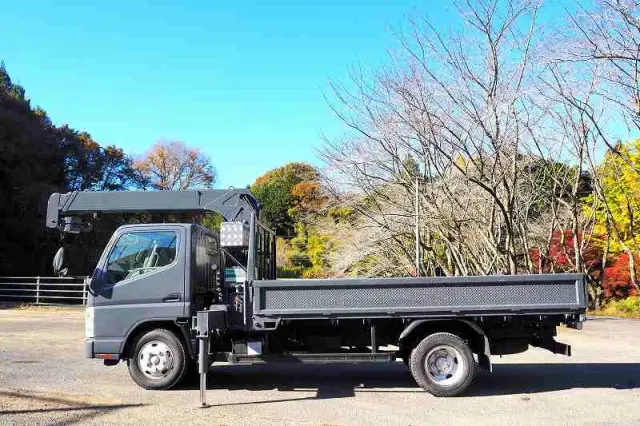 三菱 キャンター PDG-FE73DN(2WD)の写真2