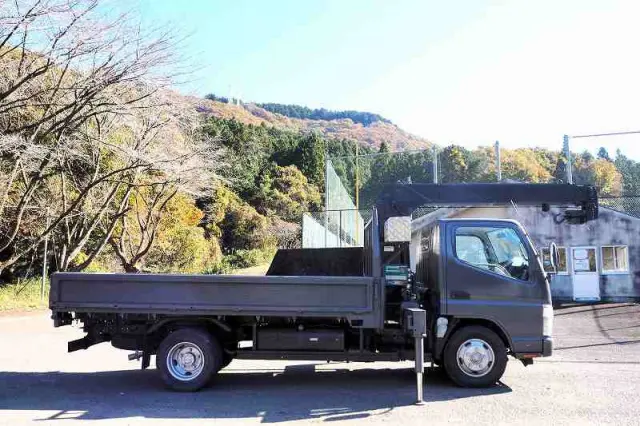 三菱 キャンター PDG-FE73DN(2WD)の写真6