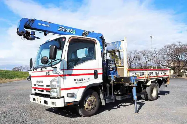 いすゞ エルフ SDG-NMS85AN(4WD)の写真1