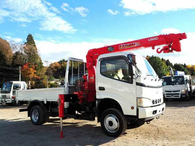 日野 デュトロ KK-XZU382M(4WD)の写真7