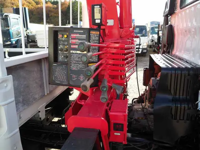 日野 デュトロ KK-XZU382M(4WD)の写真10