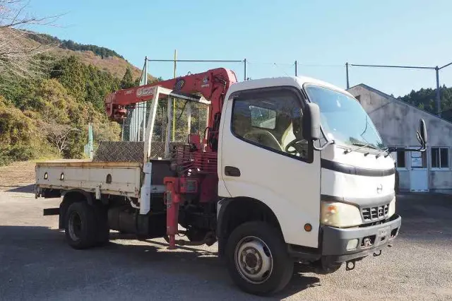 日野 デュトロ KK-XZU382M(4WD)の写真31