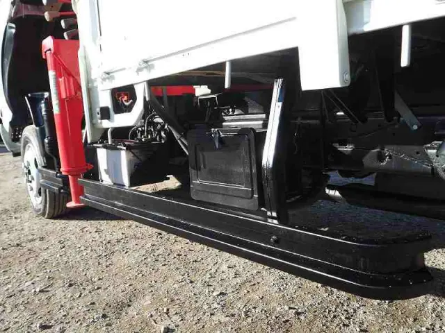 日野 デュトロ KK-XZU382M(4WD)の写真37