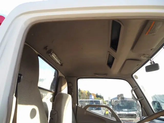 日野 デュトロ KK-XZU382M(4WD)の写真44